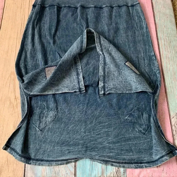 Vintage 80s stretchy skirt size medium - Picture 5 of 6